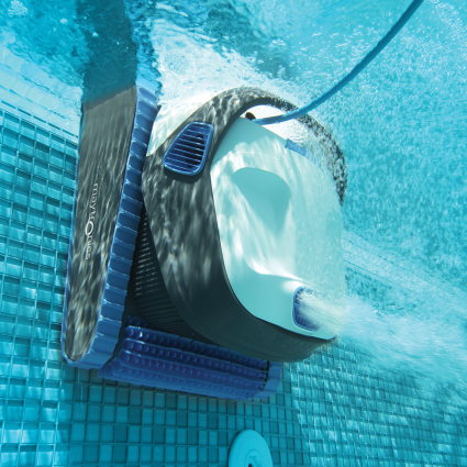 Dolphin S 200 Robotic pool cleaner